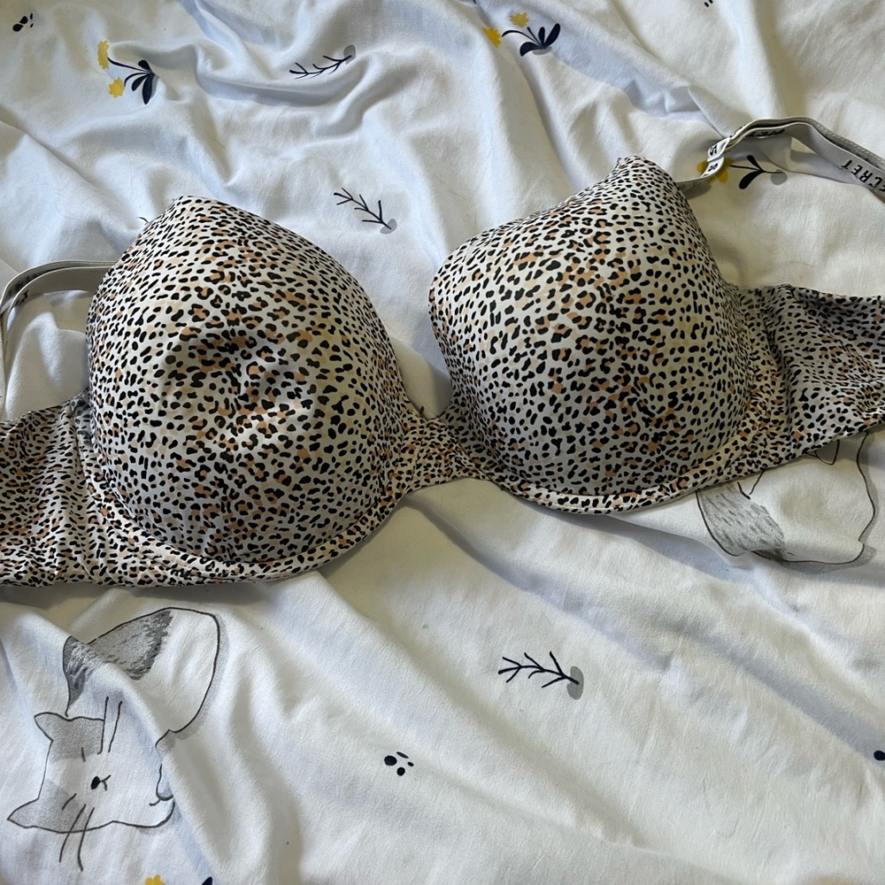 Victoria Secret Bra 34 DDD